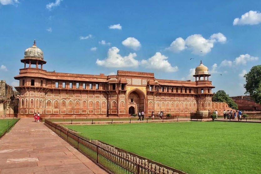 Fatehabad Fort